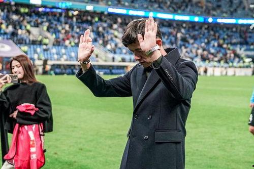 谢晖上港爆料了吗最新,揭秘俱乐部内部惊人真相